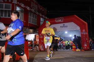 BIB: 4815
                            <button type="button" onclick="openModal(26263088)" class="btn btn-primary btn-sm float-right btn-popup" data-toggle="modal" data-target=".modal-high-quality">
                        <i class="fas fa-shopping-cart"></i> Add to Cart
                    </button>
                                            <button type="button" onclick="isThisMe(26263088, true)" class="btn btn-success btn-sm float-right btn-popup btn-isme hidden" data-toggle="tooltip" data-placement="bottom" title="นี่คือรูปของคุณใช่ไหม คลิกที่นี่เพื่อเอาเข้าอัลบั้ม">
                        <i class="fas fa-plus"></i> Add to album
                    </button>
                    <button type="button" onclick="isThisMe(26263088, false)" class="btn btn-warning btn-sm float-right btn-popup btn-isnotme hidden">
                        <i class="fas fa-ban"></i> Remove from album
                    </button>